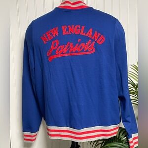 New England Patriots NFL Blue Crewneck Embroidered Sweatshirt Jacket Women's 2XL